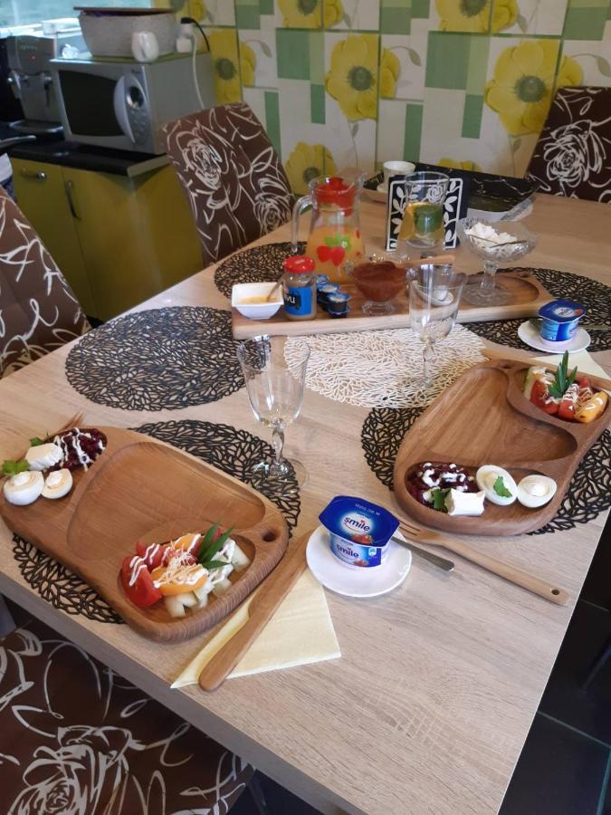 B&B Sandra Aluksne Bagian luar foto